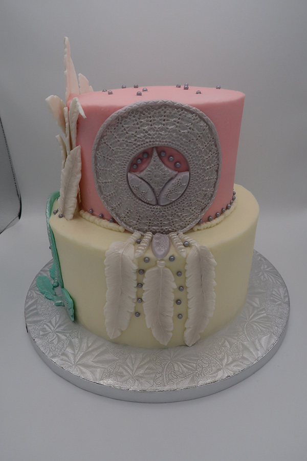 dreamcatcher cake.jpg